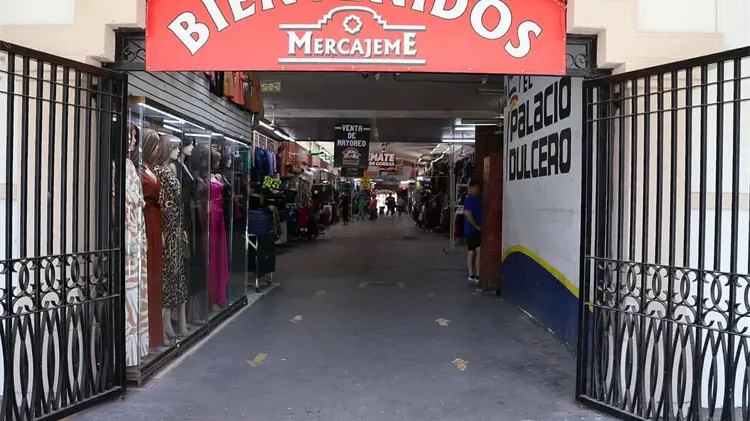 Protección Civil retiró los sellos y Mercajeme reabrió sus puertas (Foto: Cortesía)