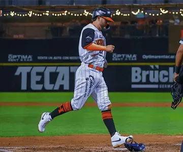 Naranjeros gana primer duelo histórico ante Jaguares en Hermosillo