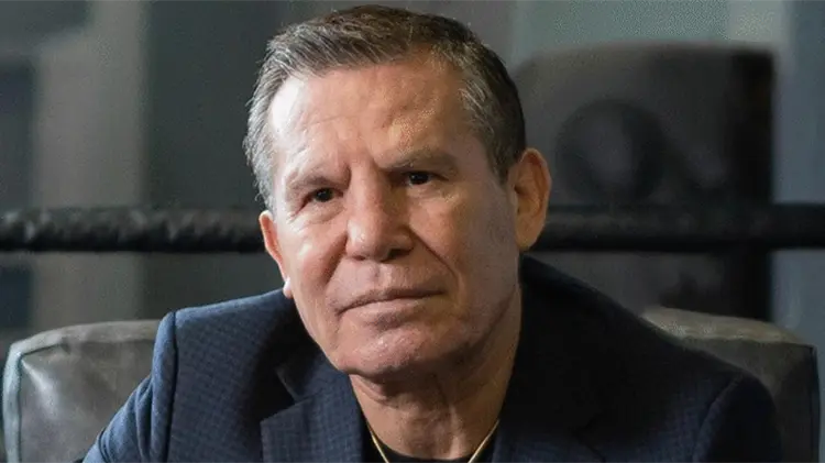 Julio César Chávez anuncia rehabilitación de su hijo Omar.