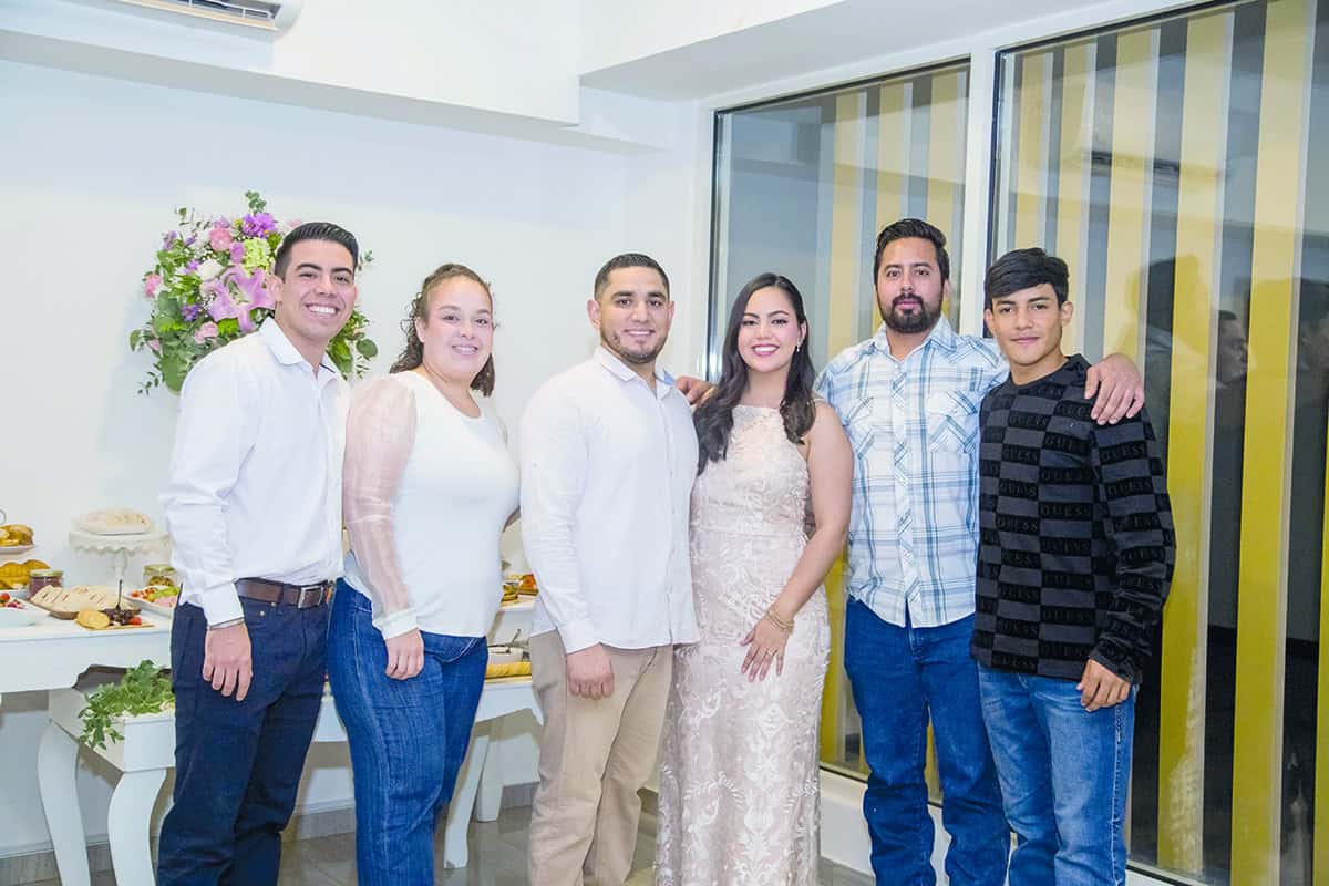 Pedida de mano: Formalizan su amor ante sus familiares