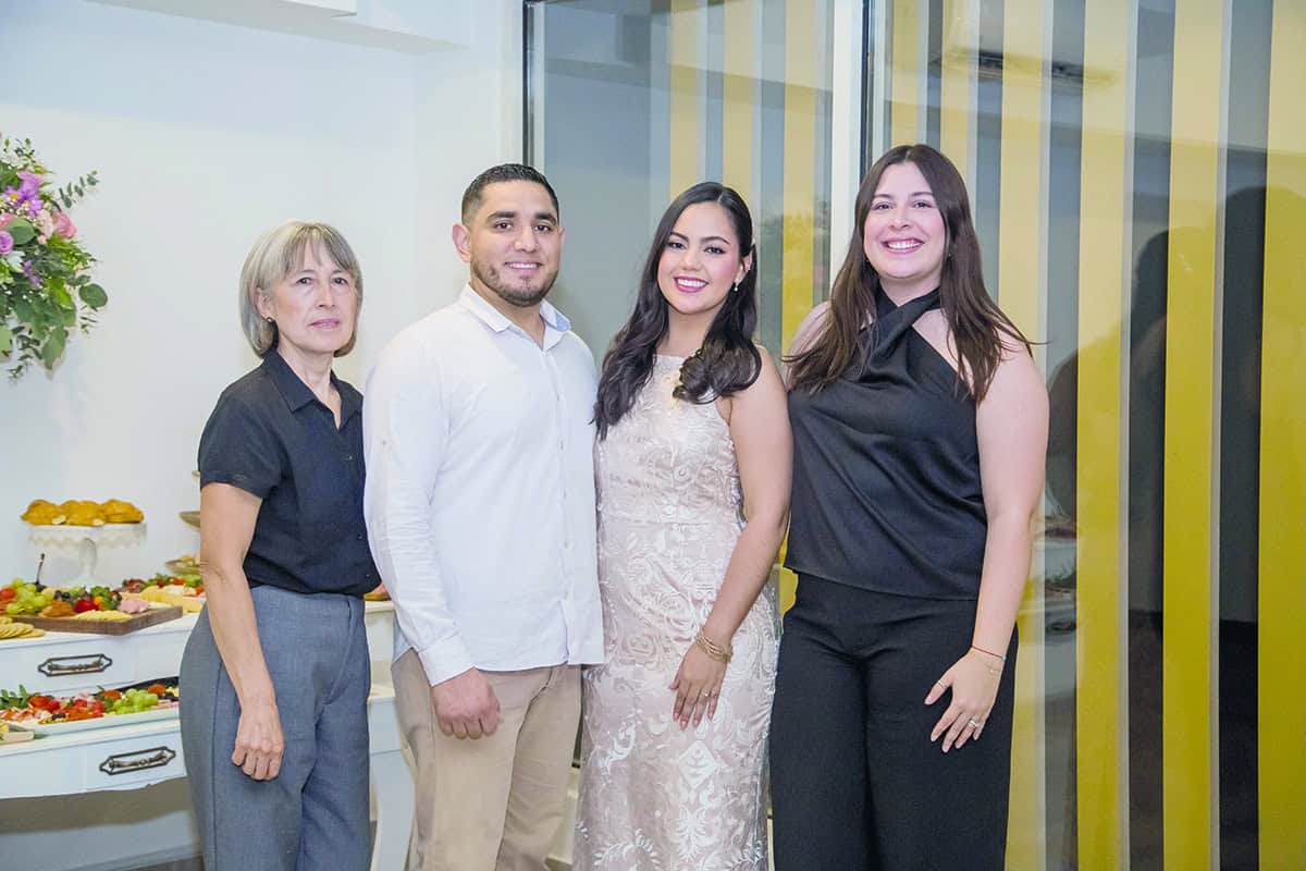 Pedida de mano: Formalizan su amor ante sus familiares