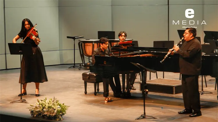 Juárez Salas volvió desde Salzburgo para respaldar la labor social del proyecto. (Lidia Fonseca)