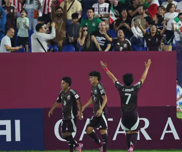 México avanza a octavos tras vencer a Argentina en serie de penales