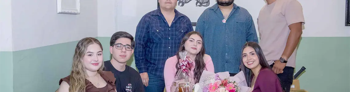 En Casona Obregón 55 celebran cumpleaños