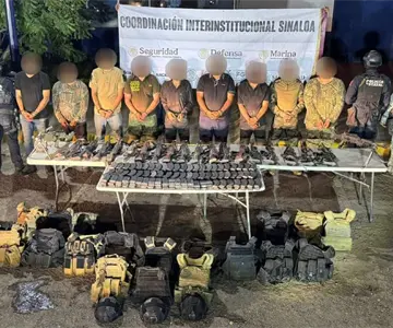 Deja cinco muertos y nueve detenidos enfrentamiento en Sinaloa