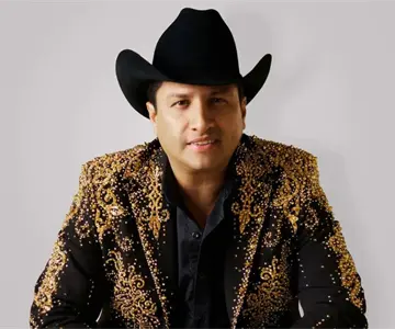 Julión Álvarez niega detención de su piloto en Honduras