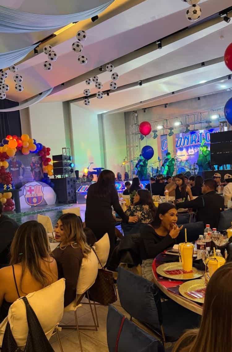 Luis R. Conríquez celebra los 11 años de su hijo en Caborca