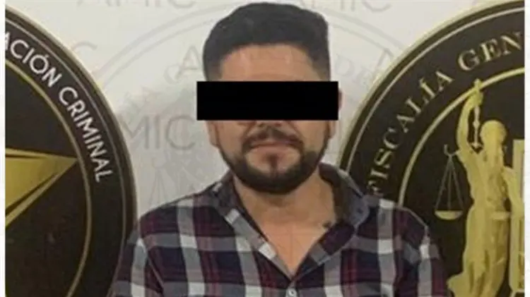 Carlos fue vinculado a proceso por fraude de 3.2 millones de pesos (Foto: Especial / EXPRESO)