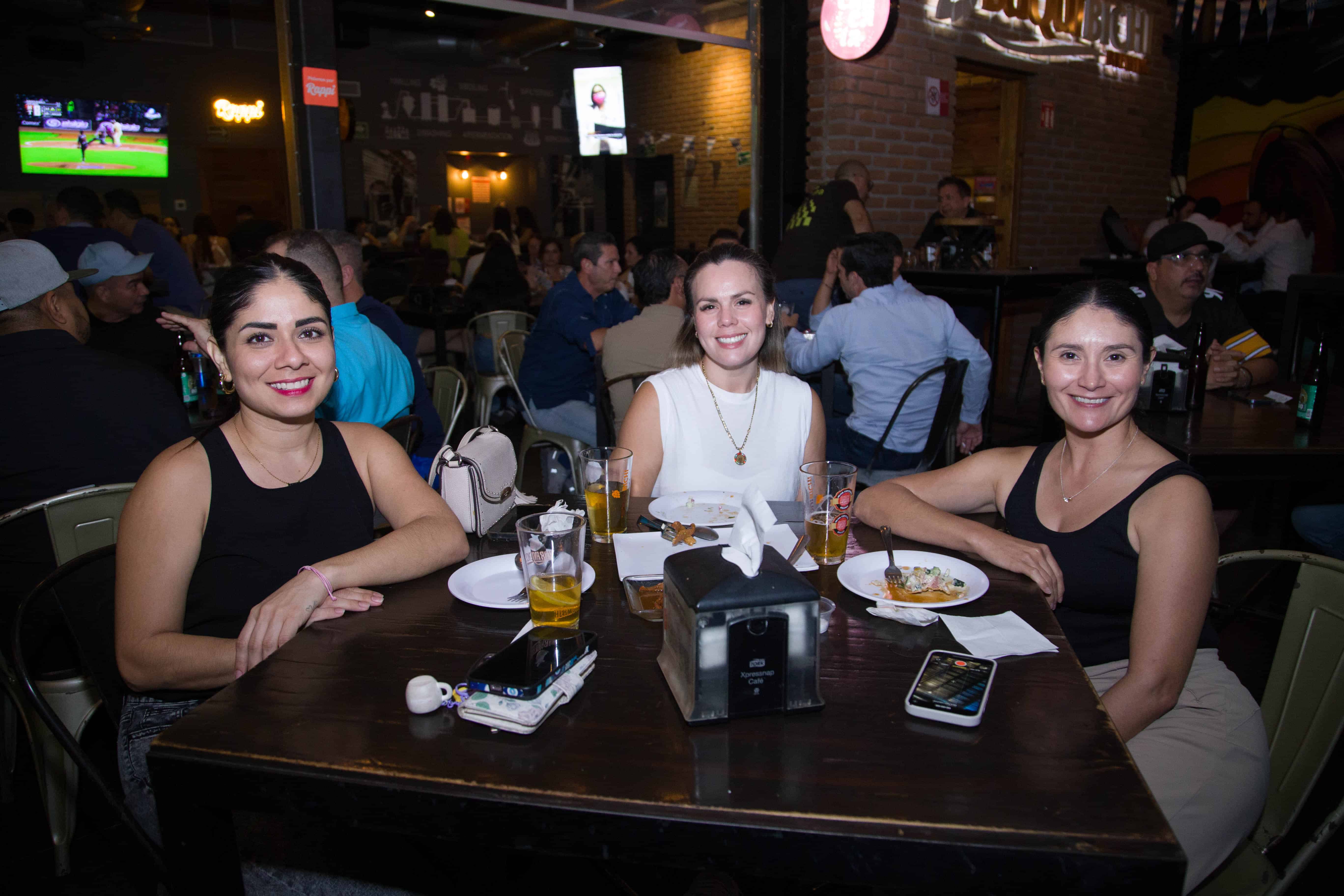 En Parque la Ruina, viven una noche inolvidable y cercana