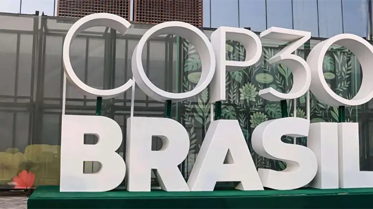Acuerdo COP30 en Brasil omite salida de combustibles fósiles