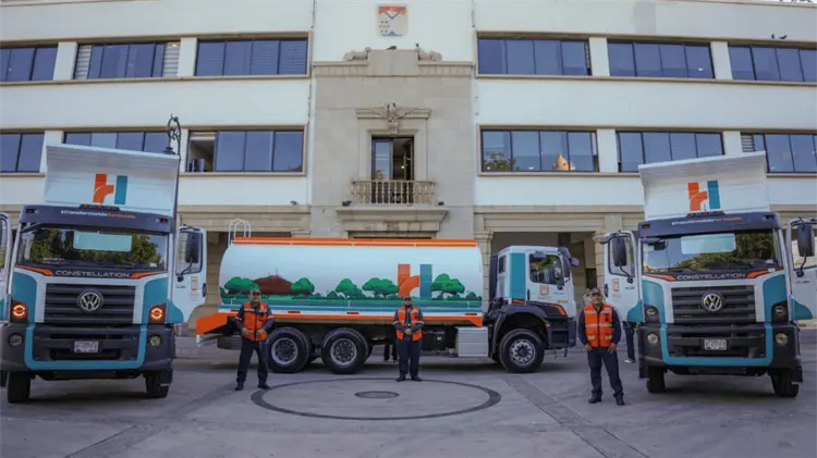 Astiazarán entrega nuevas unidades para reforzar servicios municipales. (Foto: Especial/EXPRESO)