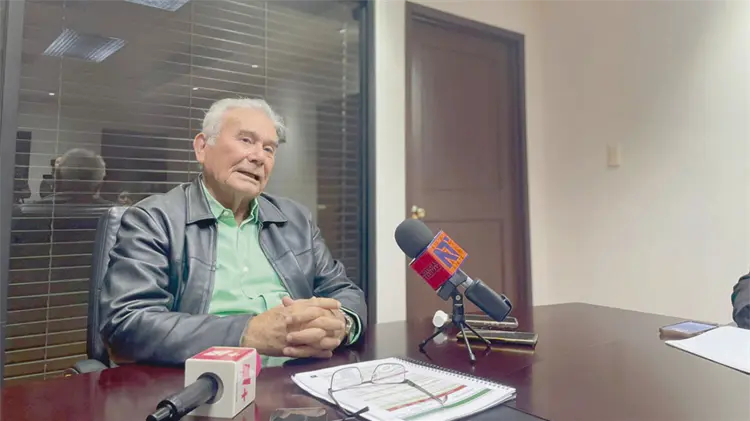 Acuña Griego expone el presupuesto 2026 del STJE. (Especial/EXPRESO)