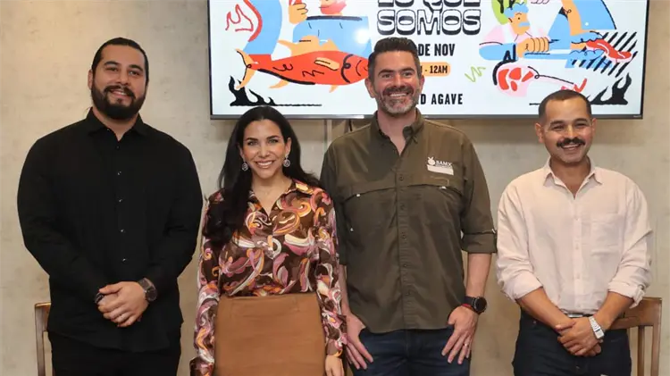 Rueda de prensa sobre Cocineros de Fuego. (Foto: Jesús Ballesteros / EXPRESO)