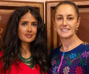Me cayó rebien: Sheinbaum aplaude a Salma Hayek por grabar en Veracruz