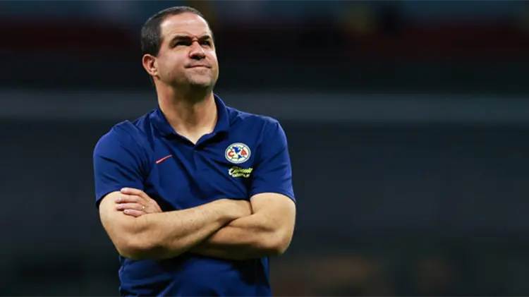 Andre Jardine descarta beneficio en horario del América