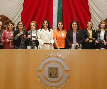 Congreso reconoce a once mujeres destacadas en Sonora con Presea del Poderío