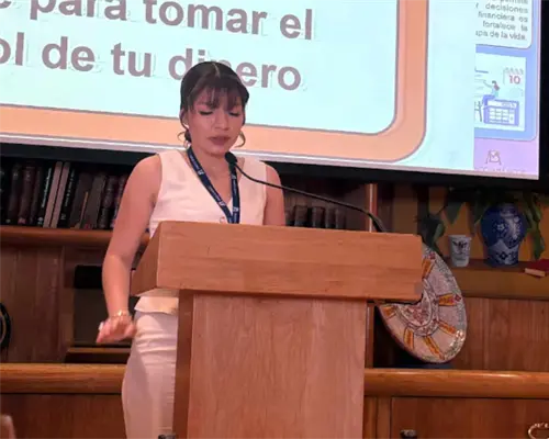 Estudiante de ITSON Guaymas seleccionada para Reunión Anual de Banxico