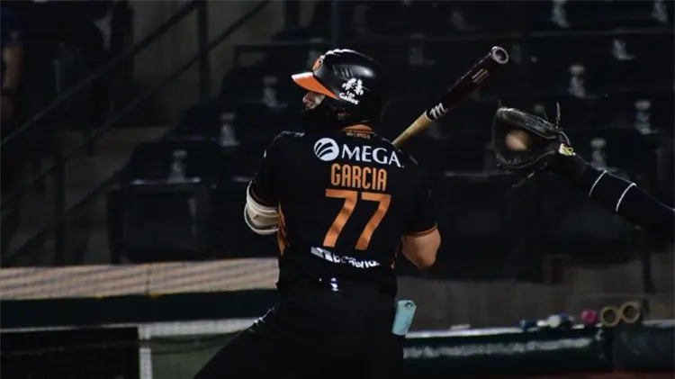 Naranjeros no logró romper el cero y perdió 4-0 ante Yaquis este martes. (Foto: Cortesía)