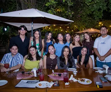 En Mona Café conectan con diversión junto a los mejores