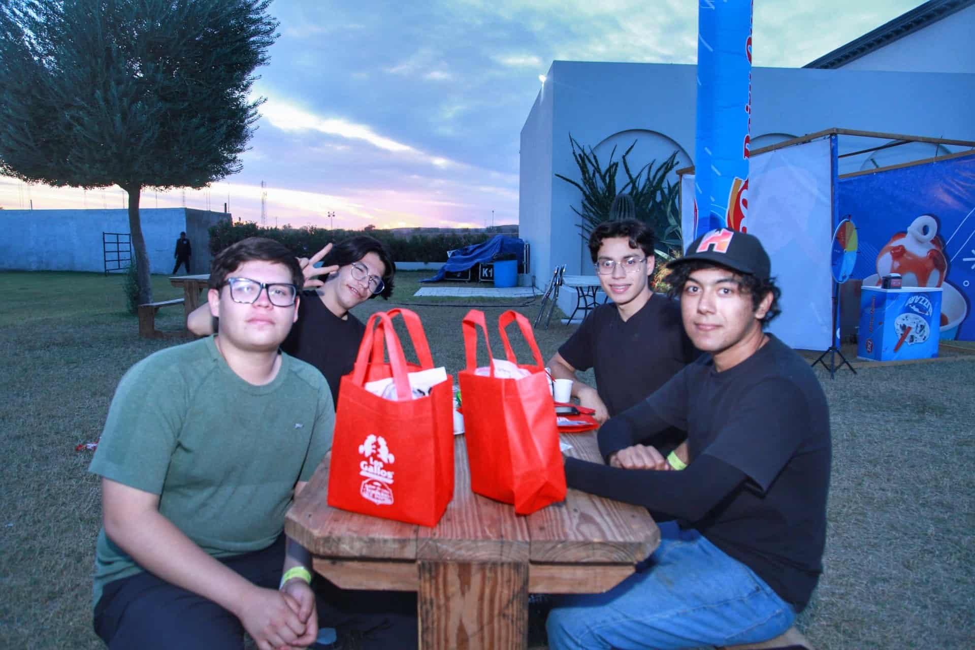 Cocineros de fuego reúne sabores y corazones