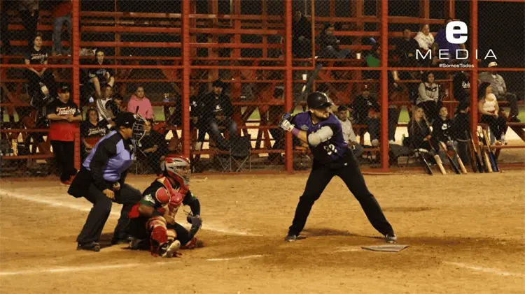 El juego se extendió hasta la madrugada de este viernes. (Foto: José Díaz/EXPRESO)