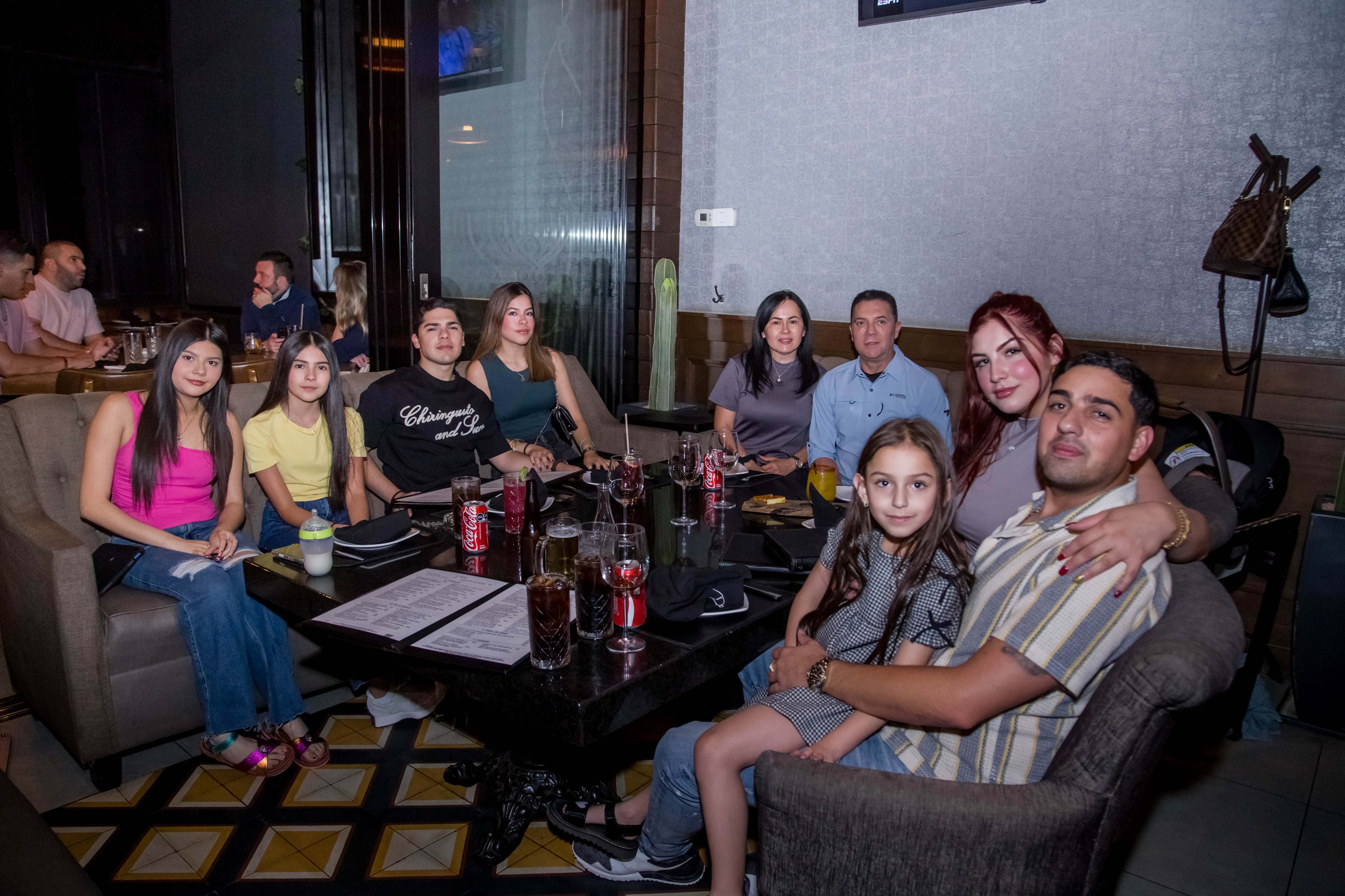 En Mochomos Fusión Sonorense, las reuniones son más divertidas