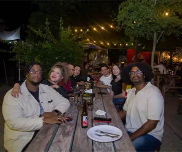 Una Noche de amigos y diversión en Mercado H69