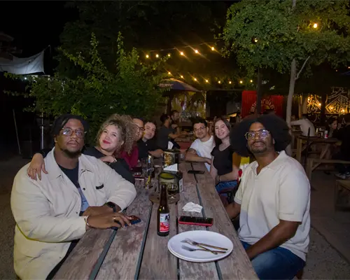 Una Noche de amigos y diversión en Mercado H69