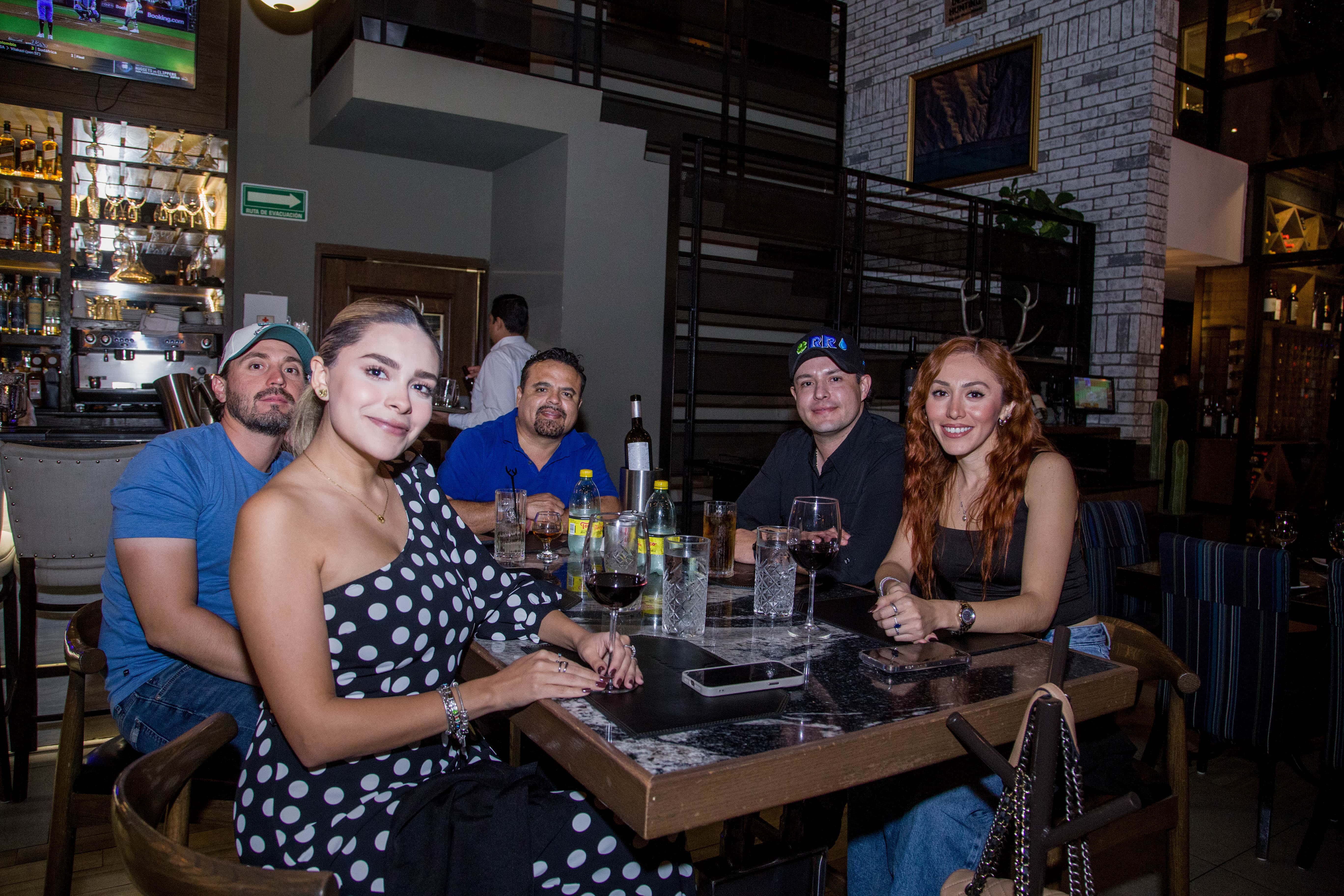 En Mochomos Fusión Sonorense, las reuniones son más divertidas