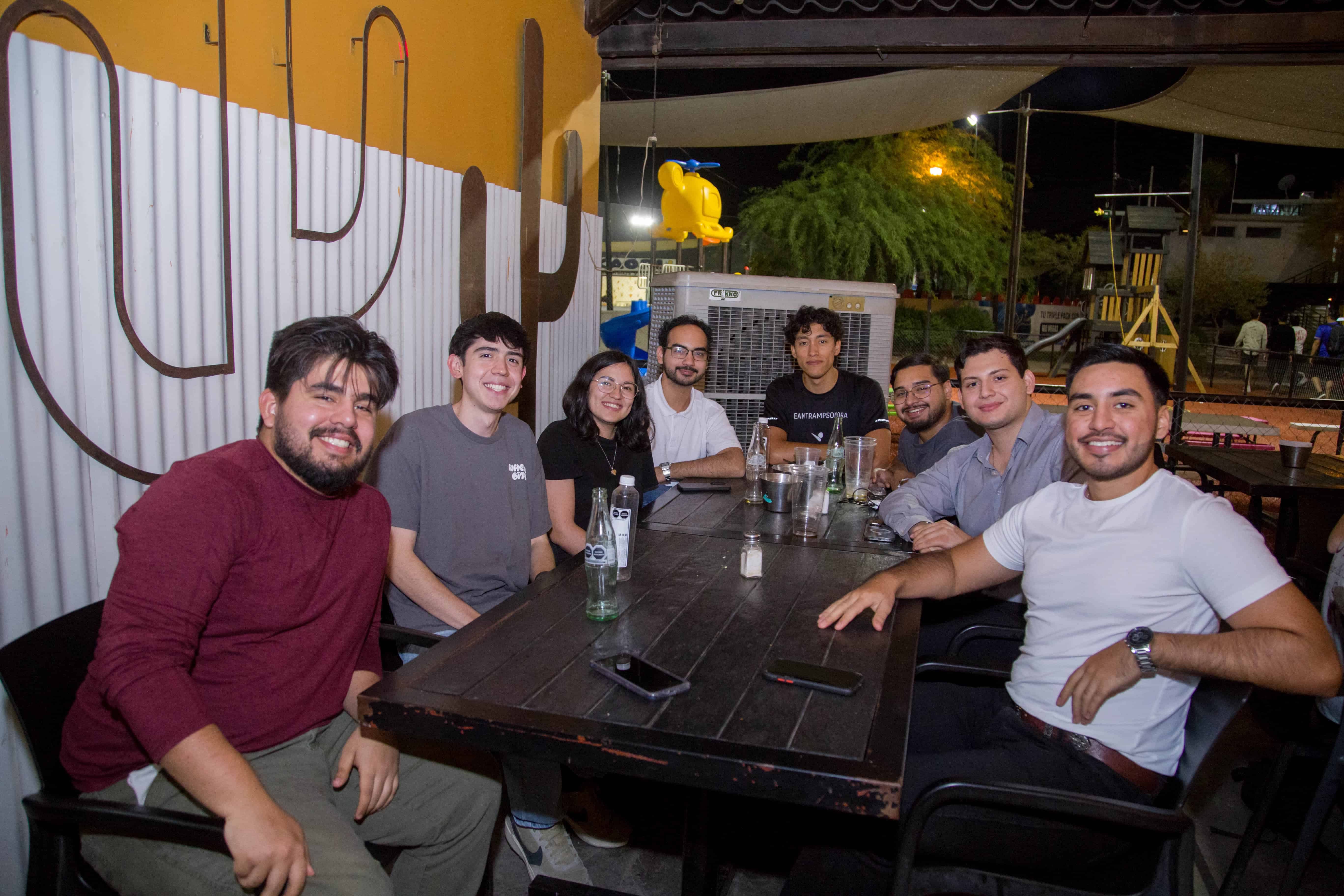 En Fairplay Club se reúnen las amistades más cercanas