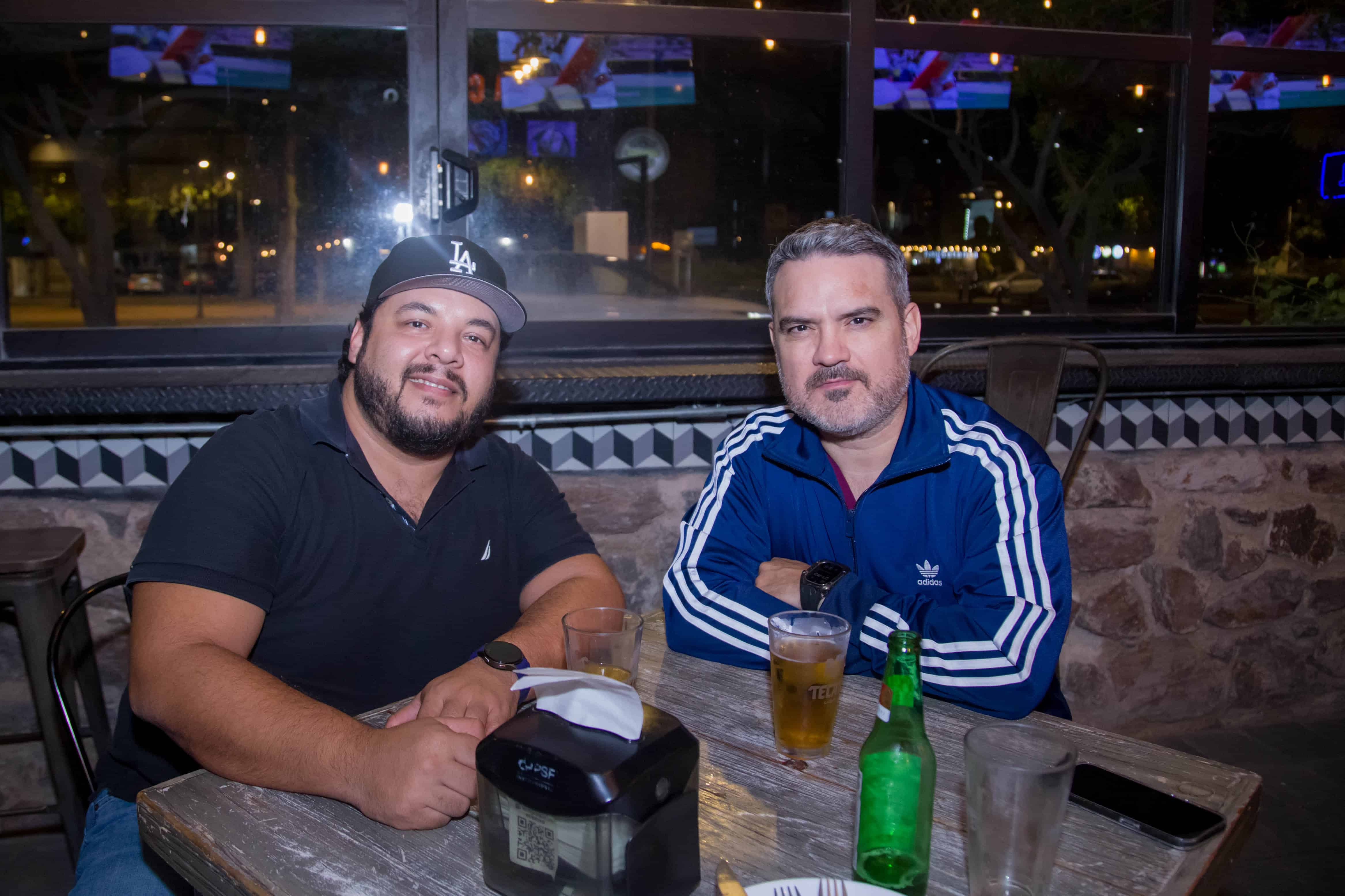 Una Noche de amigos y diversión en Mercado H69