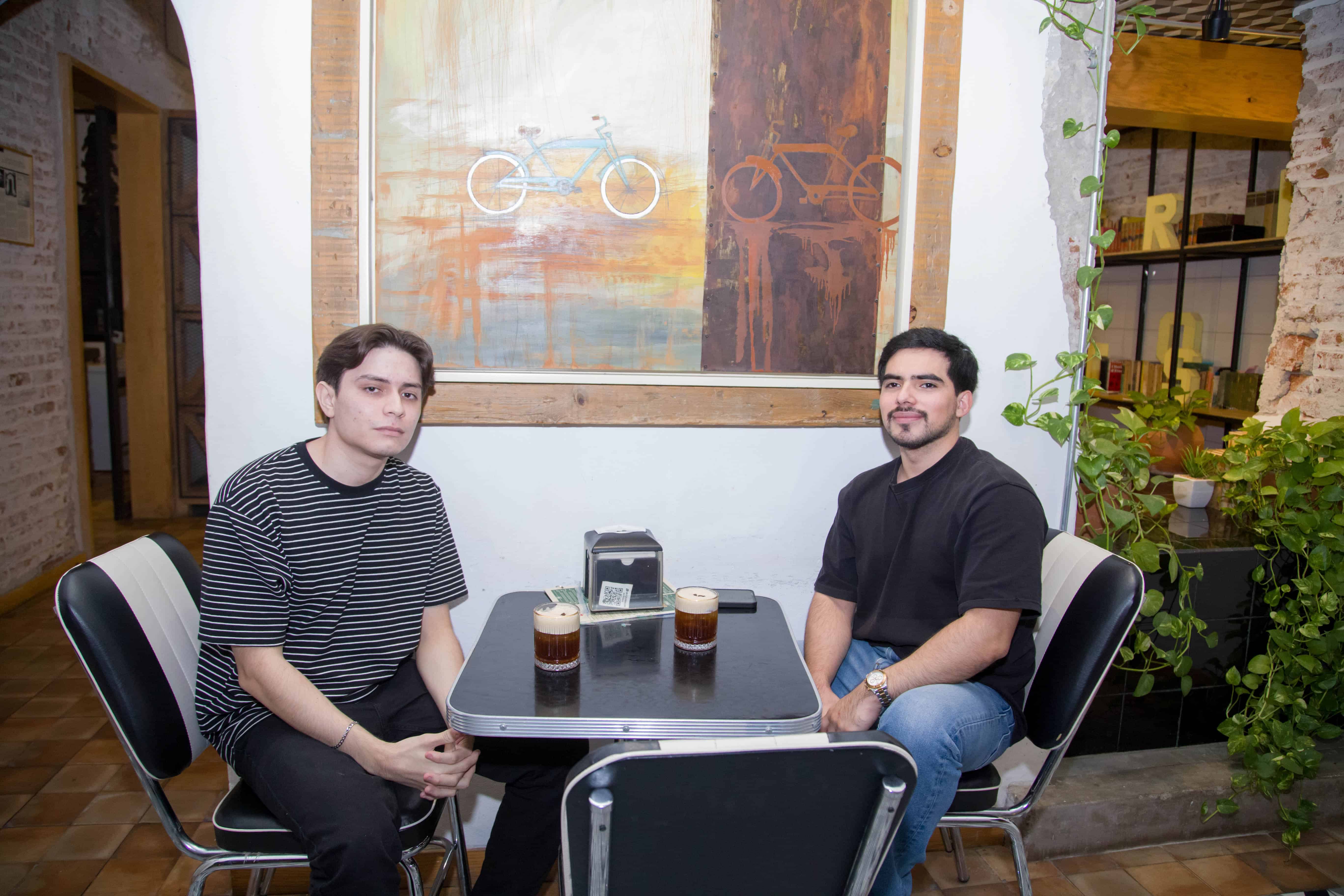 Una Noche de amigos y diversión en Mercado H69