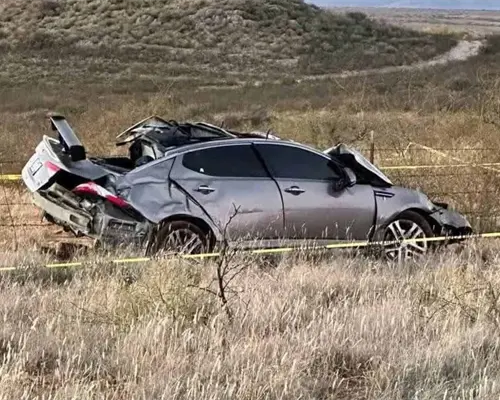 Tres hombres mueren en volcadura en la carretera Agua Prieta–Cananea