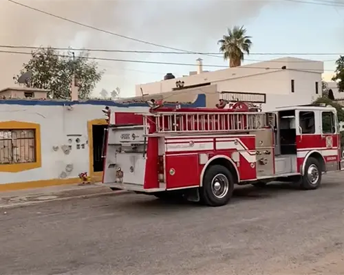 Incendio en colonia San Benito moviliza a bomberos