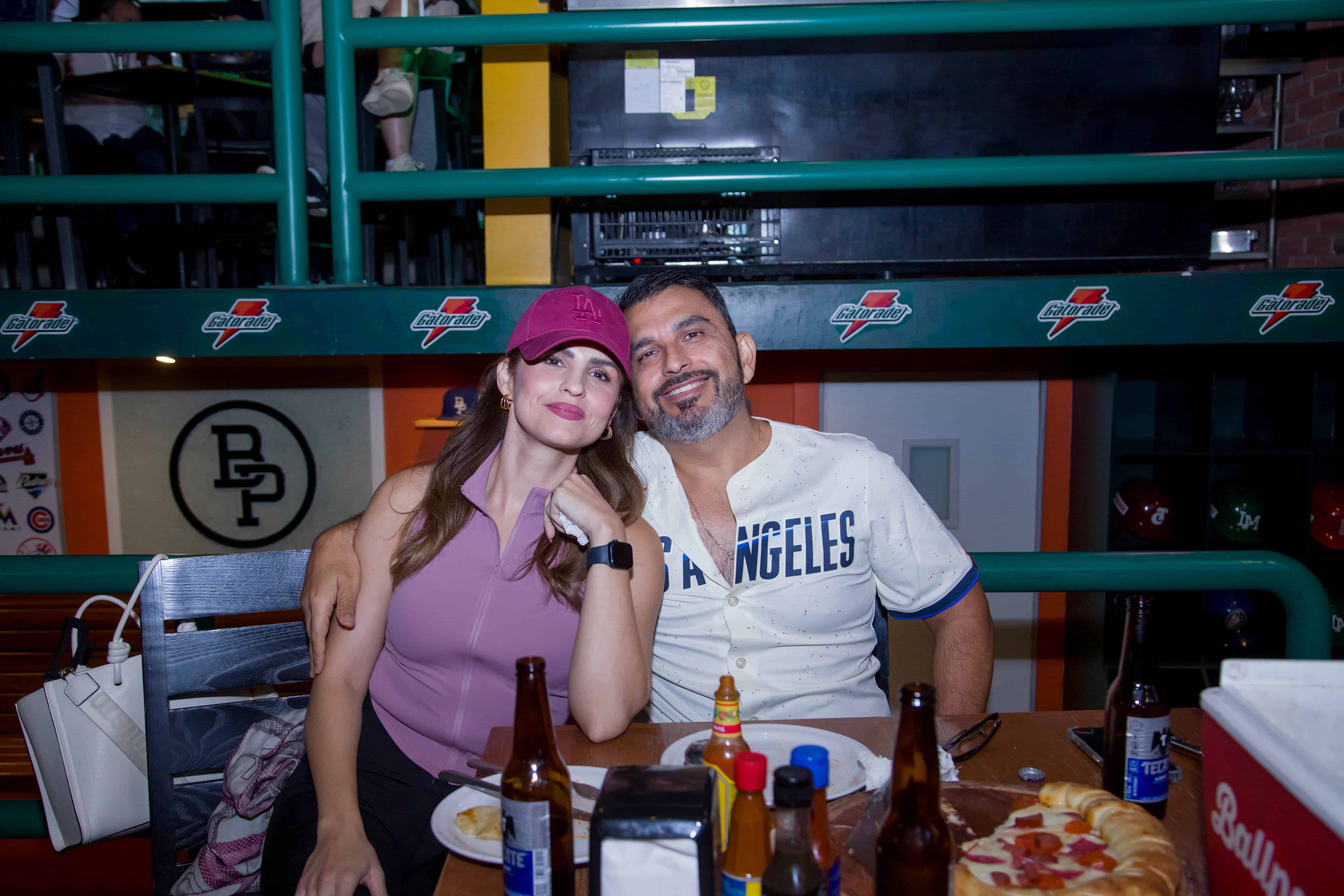 Una noche cervecera con amigos en Ballpark