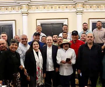 Estoy a la orden: Durazo se reúne con integrantes del sector pesquero