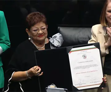 Ernestina Godoy es elegida como nueva titular de la FGR Ernestina Godoy es elegida como nueva titular de la FGR