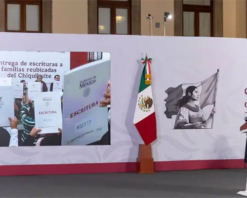 Encabeza CSP entrega de escrituras a familias reubicadas del Chiquihuite