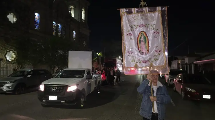 Segundo día de peregrinaciones hacia el Santuario Guadalupano en Hermosillo
