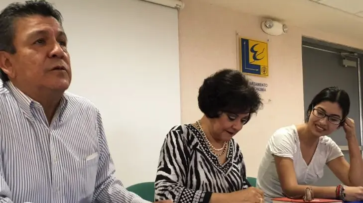 Asaltan a estudiante y policía asignado al reporte se va a comer dogos