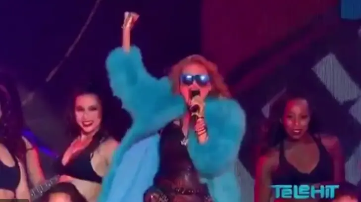 Paulina Rubio confunde Telehit con MTV