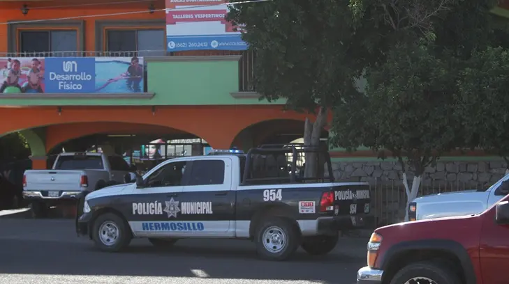 Niña cae a la alberca de su preescolar; su estado de salud es grave