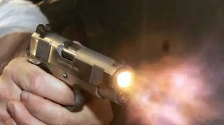 Sin deberla, balean a hombre en Las Granjas