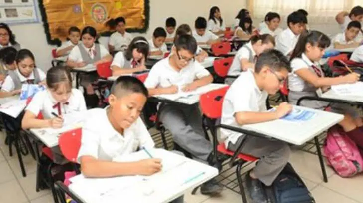A través de Internet se pueden descargar los formatos de inscripción para ingreso de Educación Básica