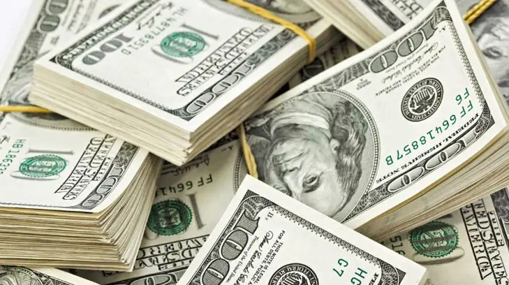 Dólar repunta 36 centavos tras anuncio de Trump sobre aranceles