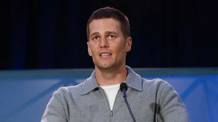 “Piensan que te retiraste”, escribió a Tom Brady su mamá