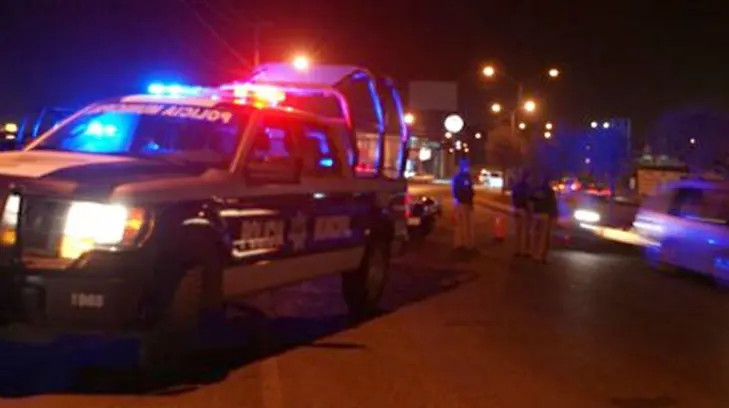Andaba bien macho con la pistola fajada... pero le llegó la patrulla