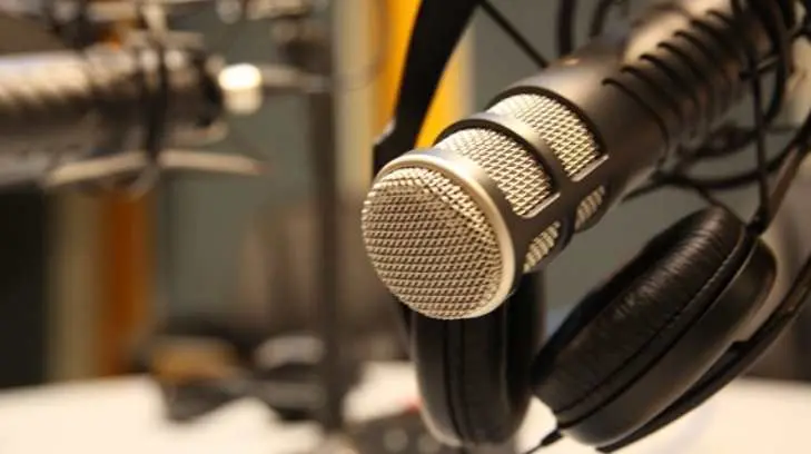 Inician cursos de radio y locución avalados por Stirt