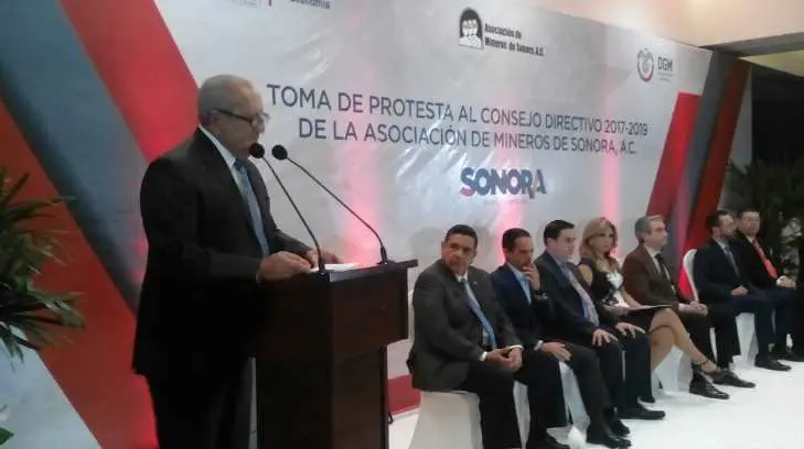 Mineros de Sonora toman protesta a nuevo consejo directivo
