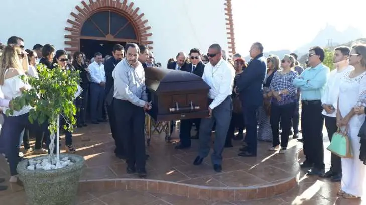 Despiden en San Carlos a don Rafael T. Caballero